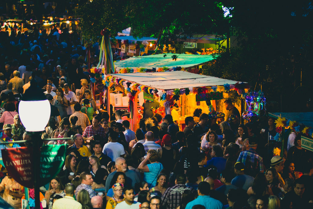 San Antonio Fiesta Limousines Buses Transportation Party Rental Services