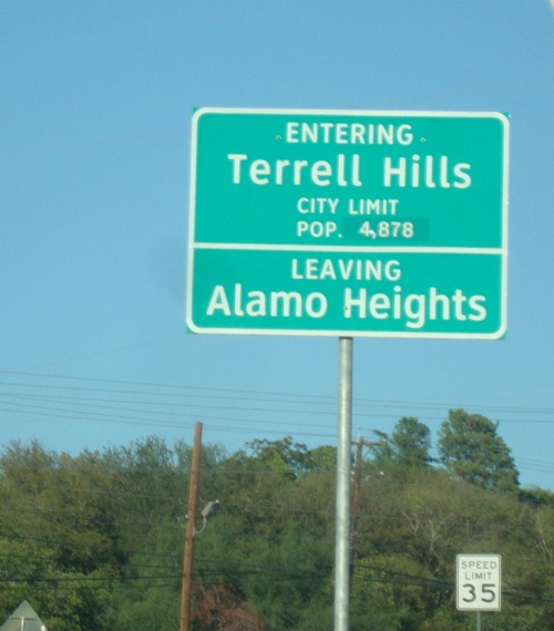 Terrell Hills Limo Rental Services, San Antonio, Texas, Limos, Party Buses, Shuttles, Charters, Limousine, Vintage Classic Cars, Weddings, Funerals, Birthday, Prom, Homecoming, Nightlife